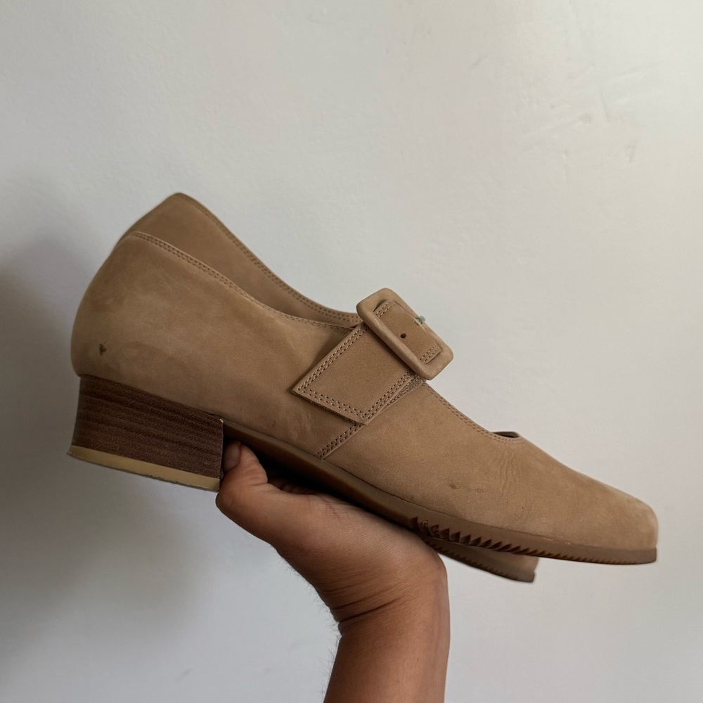 BEAUTIFEEL Women's Mary Jane Shoe Tan Leather Flat Low Heel size 40